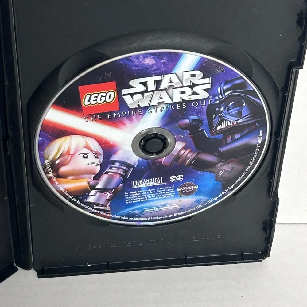 LEGO Star Wars: The Empire Strikes Out (DVD, 2013) Widescreen. Used/Tested.